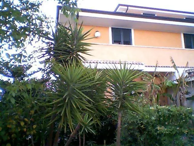 La Favorita לינה וארוחת בוקר