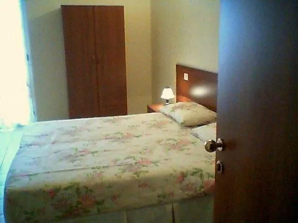 La Favorita לינה וארוחת בוקר 3*